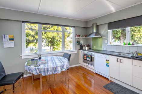 Photo of property in 229 High Street North, Carterton, 5713