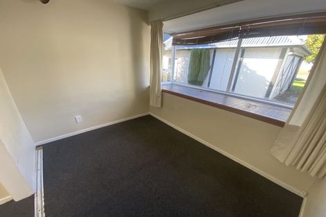 Photo of property in 8 Karo Place, Ilam, Christchurch, 8041