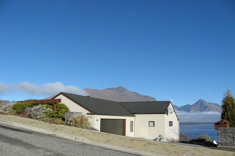 Photo of property in 56a Belfast Terrace, Queenstown, 9300
