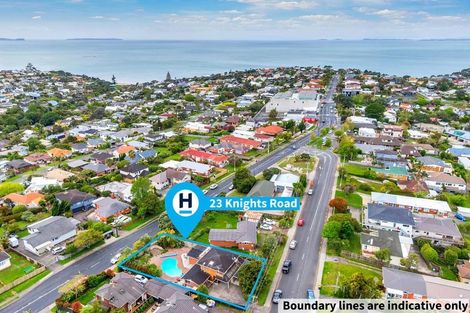 Photo of property in 23 Knights Road, Rothesay Bay, Auckland, 0630