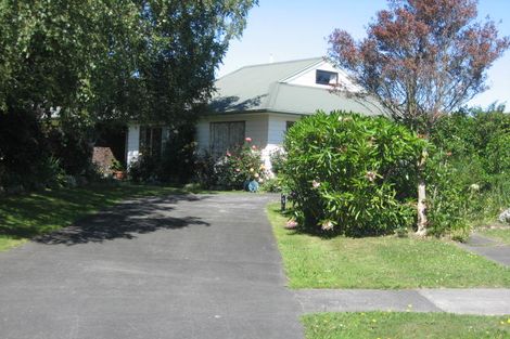 Photo of property in 16 Shelton Place, Feilding, 4702