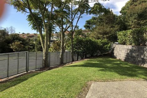Photo of property in 12 Condor Place, Unsworth Heights, Auckland, 0632