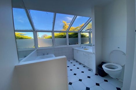 Photo of property in 8 Kahu Road, Riccarton, Christchurch, 8041