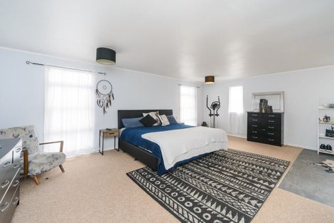 Photo of property in 5a Harding Place, Feilding, 4702