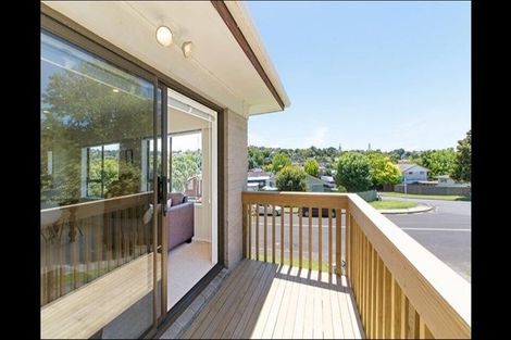 Photo of property in 1/85 Moore Street, Hillcrest, Auckland, 0627