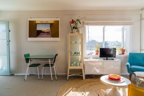 Photo of property in 14/93 Vauxhall Road, Devonport, Auckland, 0624