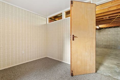 Photo of property in 57 Taunton Terrace, Blockhouse Bay, Auckland, 0600