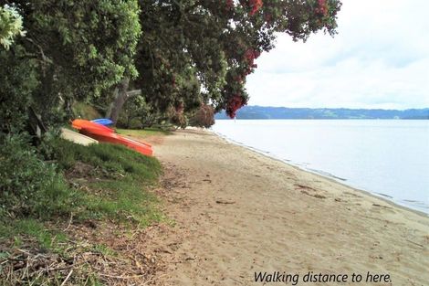 Photo of property in 89 Kaurinui Crescent, One Tree Point, 0118