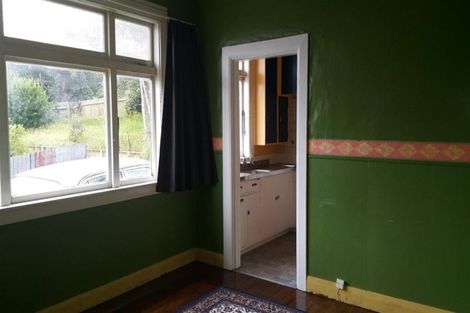 Photo of property in 113 Mangorei Road, Merrilands, New Plymouth, 4312