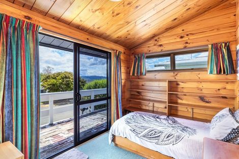 Photo of property in 5 Mahuta Road, Waitahanui, Taupo, 3378