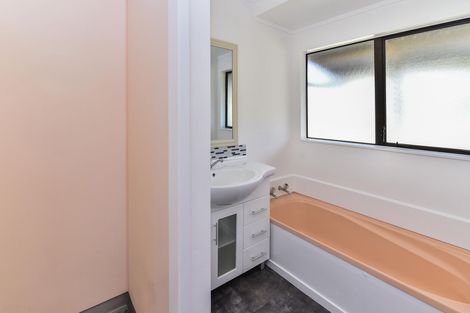 Photo of property in 9 Malaspina Place, Papatoetoe, Auckland, 2025