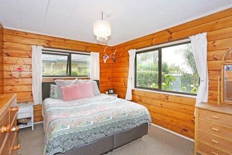 Photo of property in 2/134 Clevedon Road, Papakura, 2110
