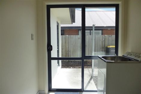 Photo of property in 52 Limes Avenue, Parklands, Christchurch, 8083