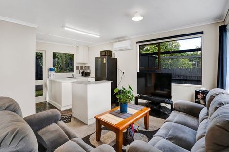 Photo of property in 6c Oswald Place, Stratford, 4332