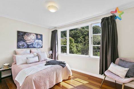 Photo of property in 12 Farnham Street, Mornington, Wellington, 6021