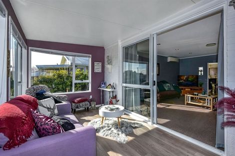 Photo of property in 43 Effingham Street, North New Brighton, Christchurch, 8083