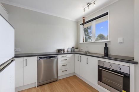 Photo of property in 2/76 Clouston Park Road, Clouston Park, Upper Hutt, 5018