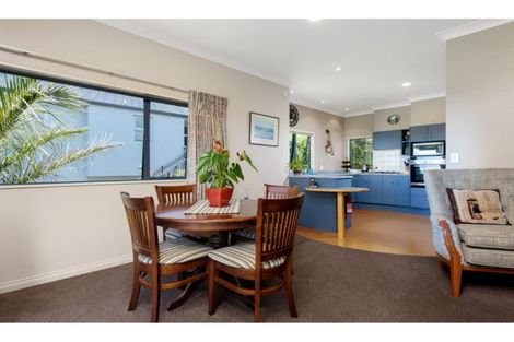 Photo of property in 27 La Cumbre Close, Bethlehem, Tauranga, 3110