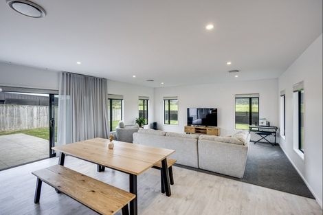 Photo of property in 29 Pohutukawa Drive, Eskdale, Napier, 4182