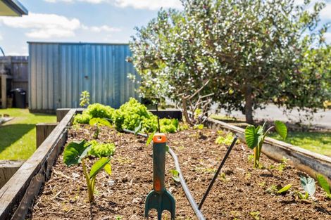 Photo of property in 4 Mooring Close, Haruru, 0204