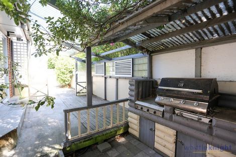 Photo of property in 4 Haynes Avenue, Upper Riccarton, Christchurch, 8041