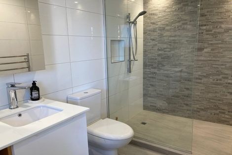 Photo of property in 6 Dunkeld Lane, Redcliffs, Christchurch, 8081