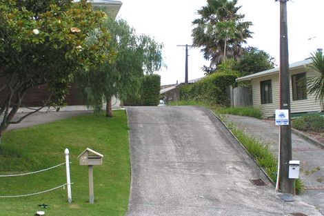 Photo of property in 1/18 Spencer Terrace, Hauraki, Auckland, 0622