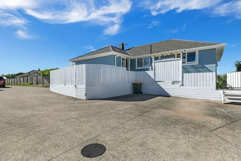 Photo of property in 12 Whenua View, Titahi Bay, Porirua, 5022