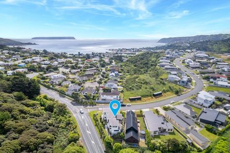 Photo of property in 2 Mo Street, Camborne, Porirua, 5026
