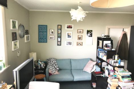 Photo of property in 22 Lerwick Terrace, Melrose, Wellington, 6023