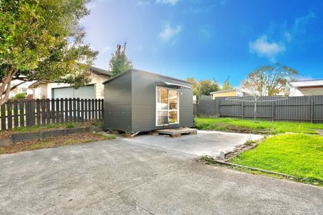 Photo of property in 14 Astor Place, Manurewa, Auckland, 2102