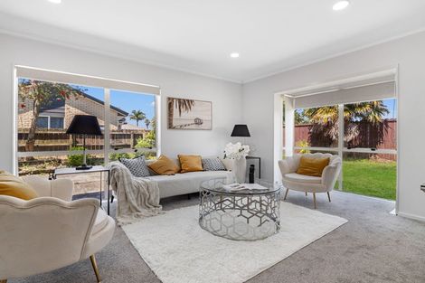 Photo of property in 20 Horlicks Place, Randwick Park, Auckland, 2105