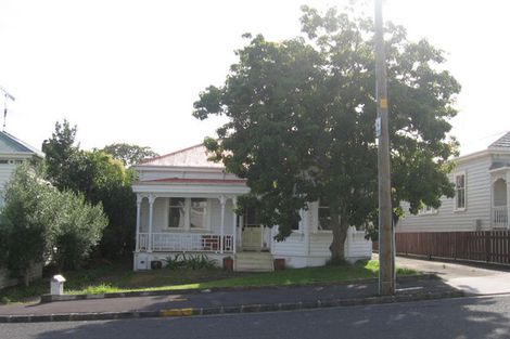 Photo of property in 39 Lawrence Street, Herne Bay, Auckland, 1011