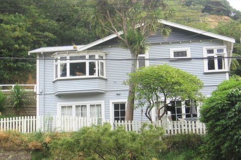Photo of property in 76 Glenmore Street, Northland, Wellington, 6012
