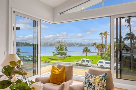 Photo of property in 2 Craigs Way, Hobsonville, Auckland, 0616