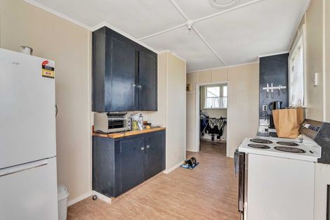 Photo of property in 67 Tauhuri Street, Manaia, 4612