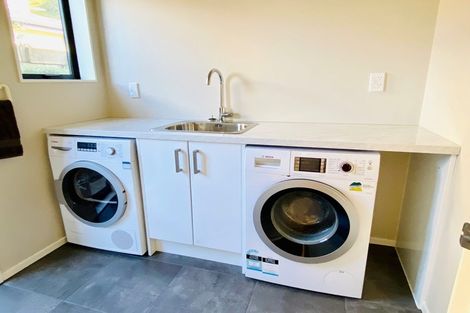 Photo of property in 7 Moston Grove, Churton Park, Wellington, 6037