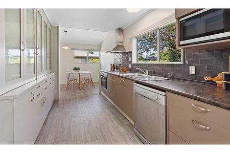 Photo of property in 16 Ascot Avenue, Te Kamo, Whangarei, 0112