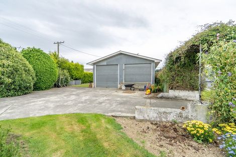 Photo of property in 1048 Lochiel-branxholme Road, Branxholme, Invercargill, 9874