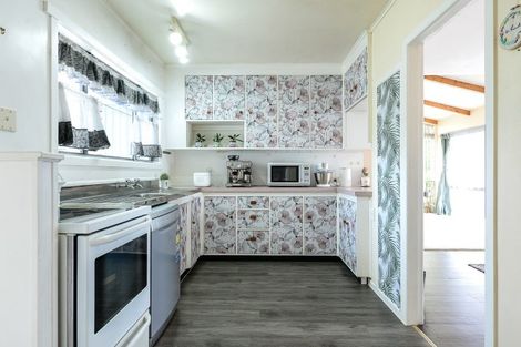 Photo of property in 27 Claremont Avenue, Chartwell, Hamilton, 3210