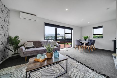Photo of property in 15 Jade Place, Bell Block, New Plymouth, 4312