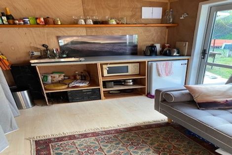 Photo of property in 25 Point Street, Raglan, 3225