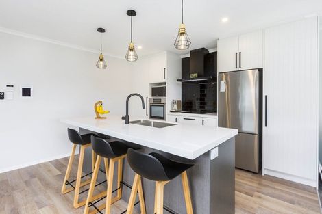 Photo of property in 11 Pattullo Crescent, Wallaceville, Upper Hutt, 5018