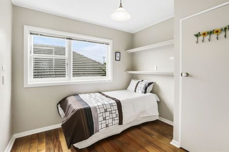 Photo of property in 36 Mana View Road, Paremata, Porirua, 5026