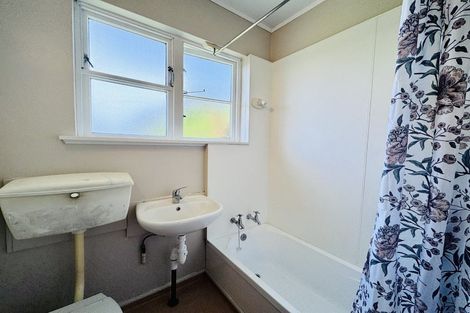 Photo of property in 13 Huia Street, Riccarton, Christchurch, 8041