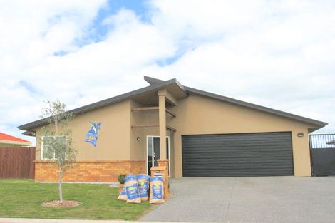Photo of property in 51 Arabian Drive, Papamoa Beach, Papamoa, 3118