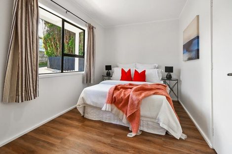 Photo of property in 1/7 Banksia Place, Goodwood Heights, Auckland, 2105