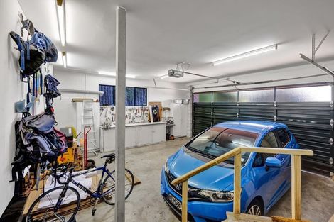 Photo of property in 70a Morley Street, New Plymouth, 4310