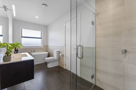 Photo of property in 24 Maunganamu Drive, Wharewaka, Taupo, 3330