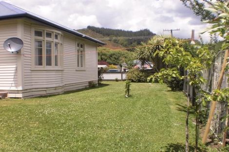 Photo of property in 116 Shiel Street, Reefton, 7830